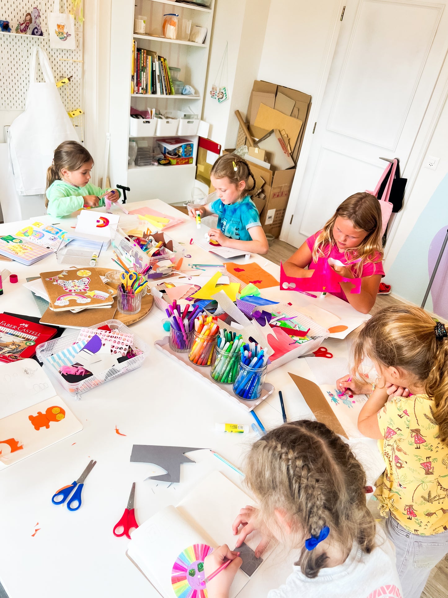 TUESDAY Craft Club 4-6yrs